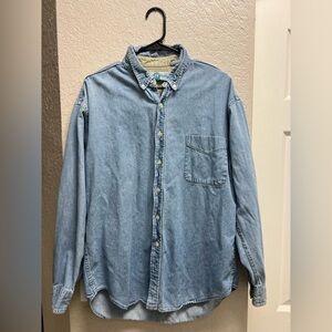 World Island Vintage Medium-Wash Denim Button Down Shirt Size L 100% Cotton USA